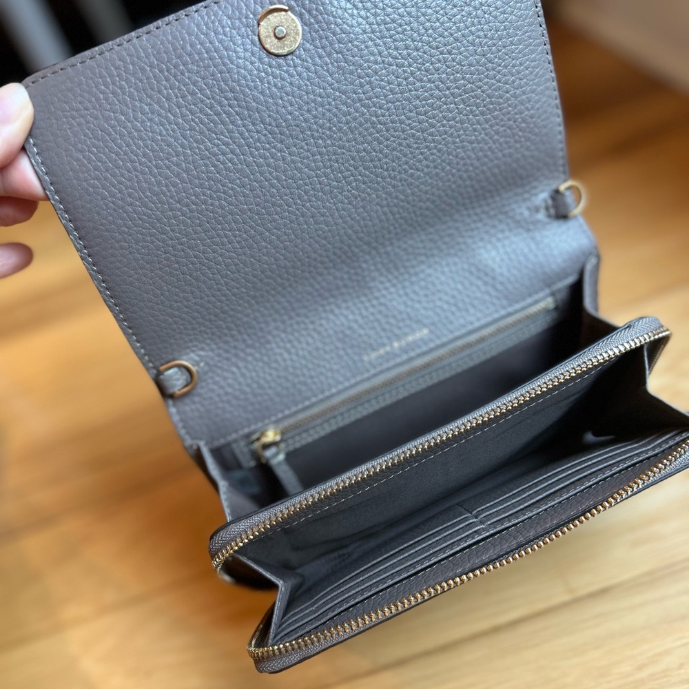 Tory Burch Leather McGraw Flat Wallet Crossbody Clutch - Picture 7 of 15